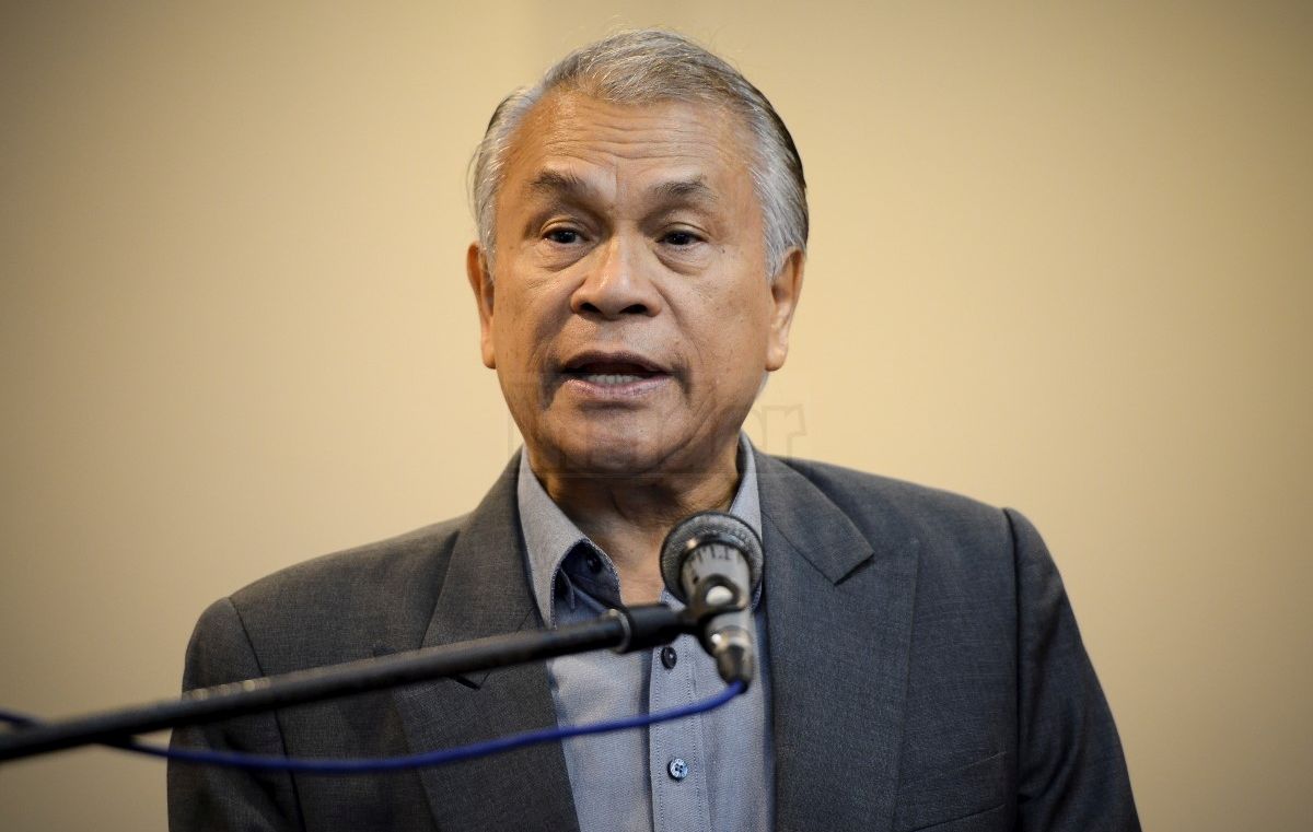 Suhakam chairman Tan Sri Hasmy Agam says the halving of allocation for the rights commission would affect its operations and programmes. – The Malaysian Insider file pic, November 10, 2015.