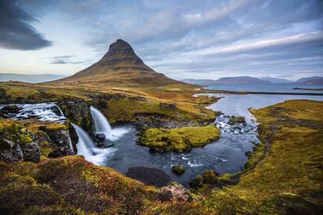 Mengapa Islandia adalah salah satu tujuan terpanas Eropa pada tahun 2015