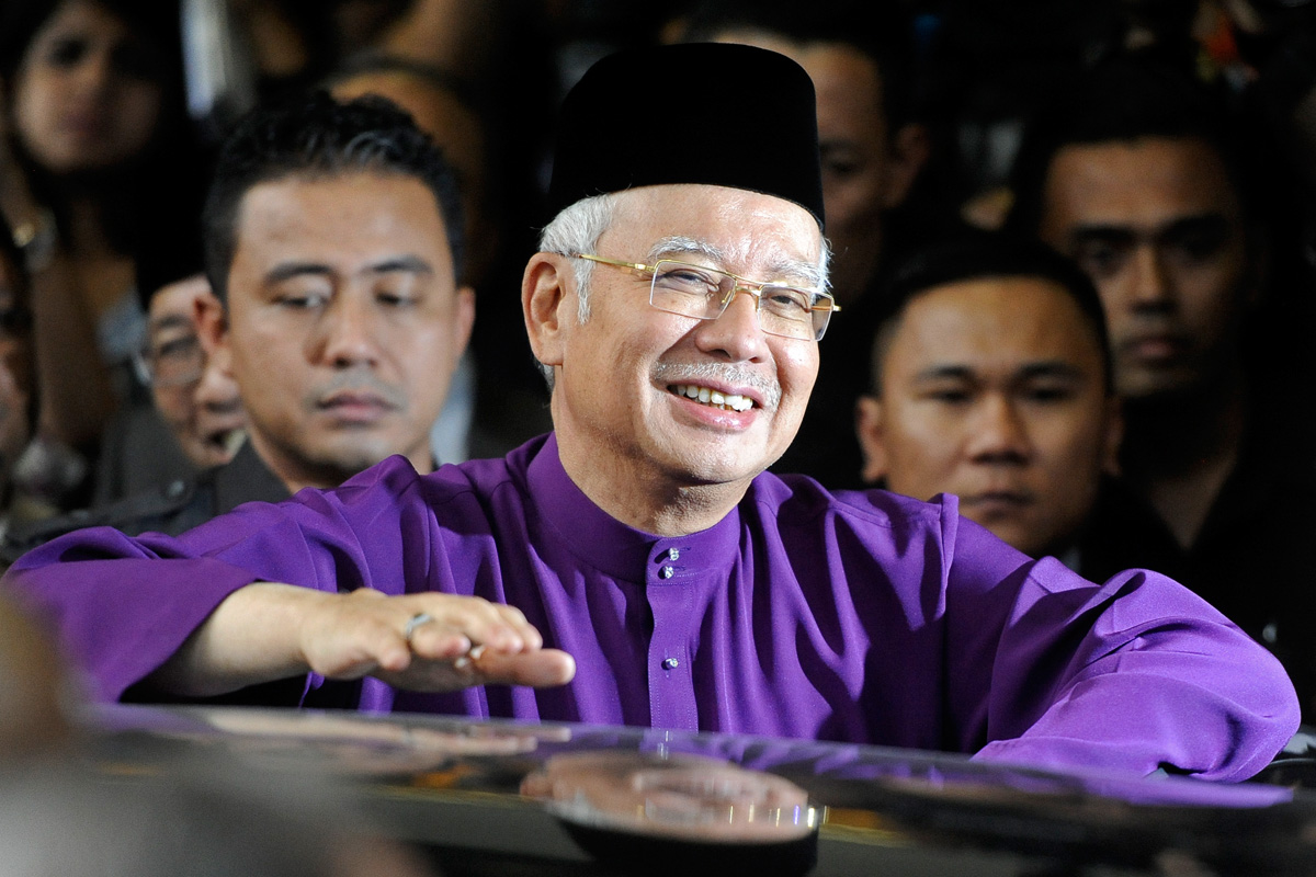 Prime Minister Datuk Seri Najib Razak has not been found guilty of any criminal offence when the Cabinet approved the guarantee for a RM4 billion loan to SRC International Sdn Bhd, says Attorney-General Tan Sri Mohamed Apandi Ali. – The Malaysian Insider file pic, January 26, 2016. 