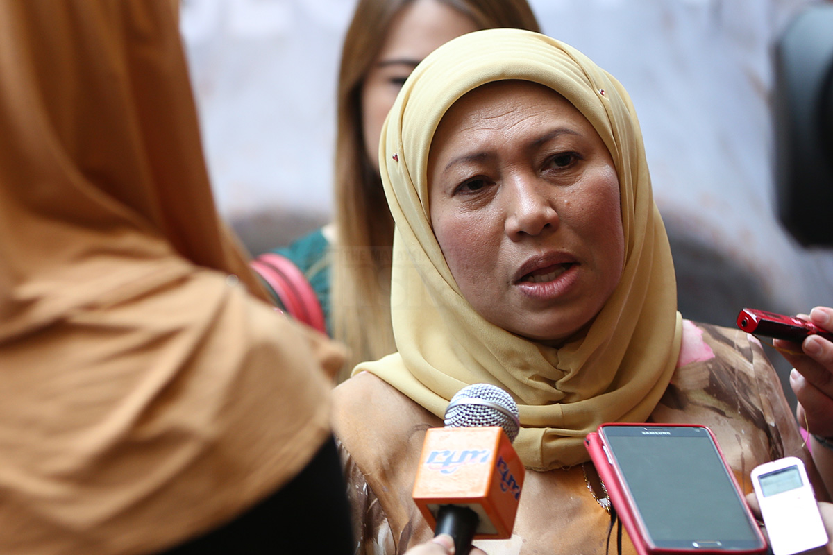 Minister at the Prime Minister Department Nancy Shukri says Putrajaya has drafted new laws on unilateral conversion of children and is awaiting feedback from state religious departments. – The Malaysian Insider file pic, March 9, 2016.