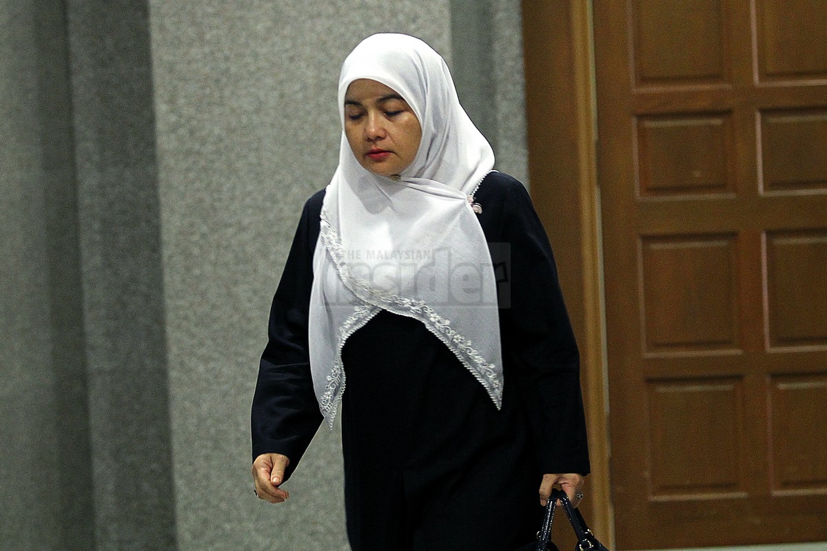 Lawyers for Shahnaz Majid (pic) say that her ex-husband Datuk Seri Mahmud Abu Bekir Abdul Taib said that the RM100 million demand is not strange because the latter is worth between RM916 million and RM1.334 billion. – The Malaysian Insider pic, December 122, 2015.