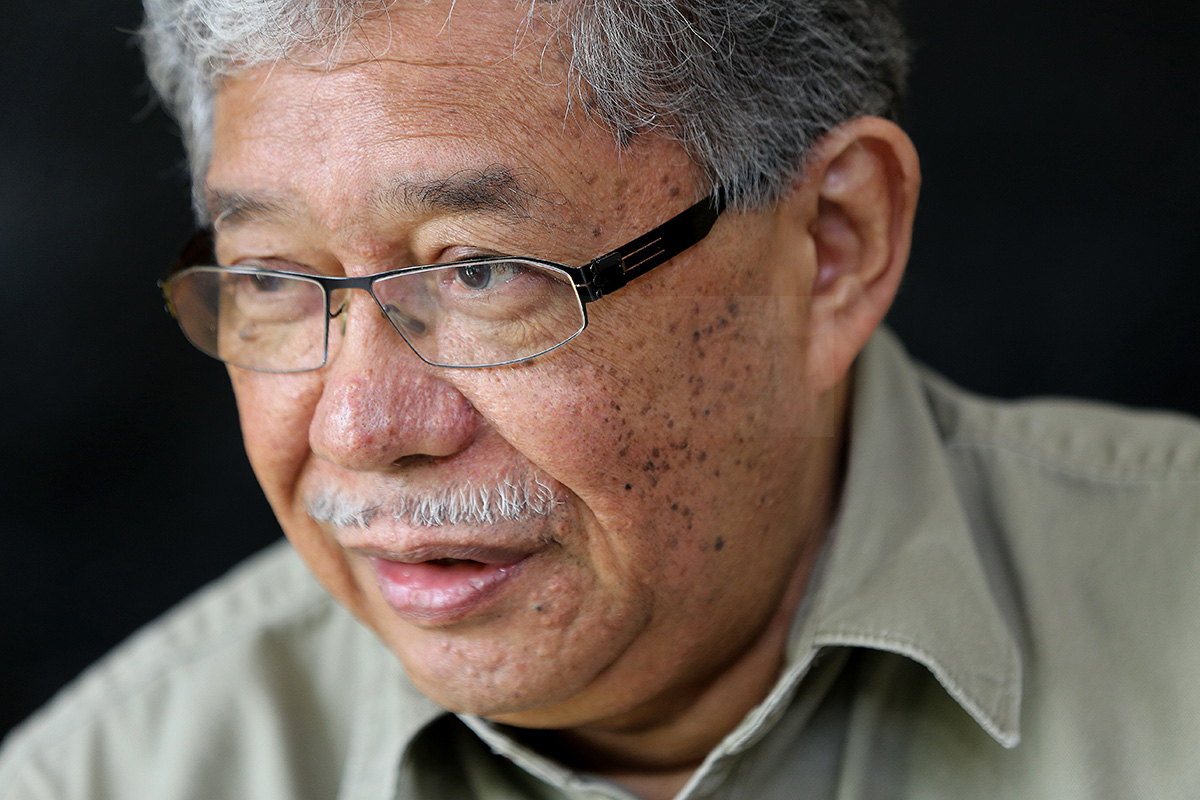 Tawfik Ismail questions the need for the Malaysian Islamic Development Department (Jakim), saying over the years the department has only been intruding into the private lives of Malaysian Muslims. – The Malaysian Insider pic by Kamal Ariffin, November 9, 2015.