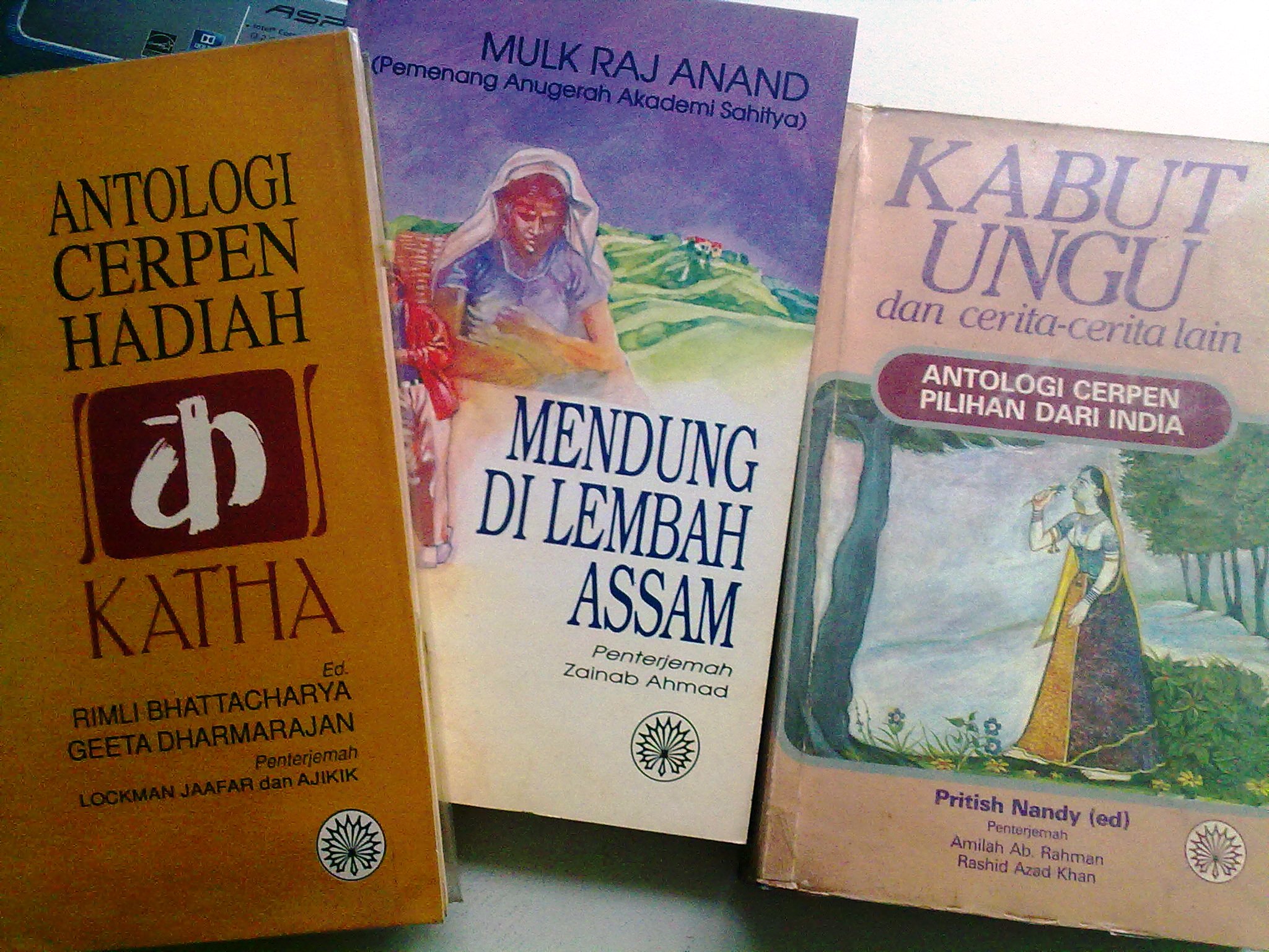 Banyak karya dari India diterjemah ke Bahasa Malaysia.