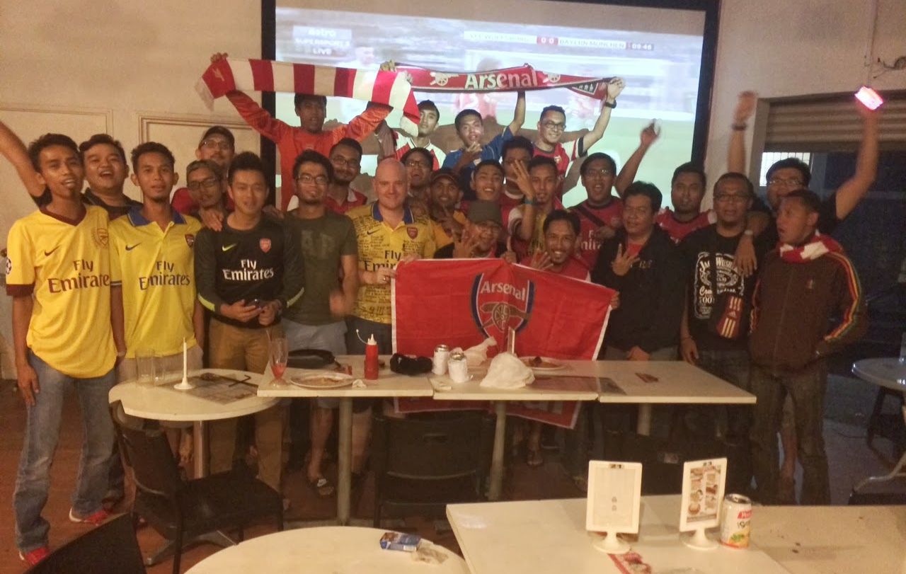 The Gooner On The Road with the official Arsenal Malaysia supporters club at a match viewing party.