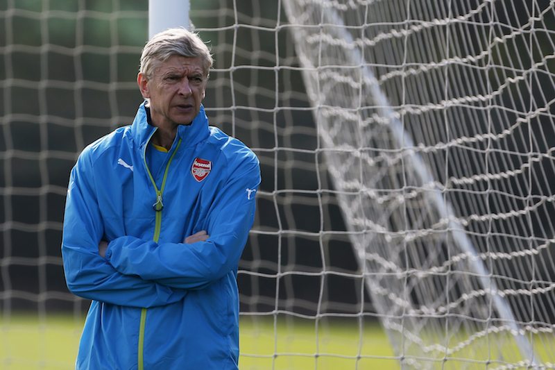Should Wenger be blamed for all of Arsenal's woes when it comes to their performance in recent weeks or is it just a matter of being unlucky with so many players out at the same time. - Reuters pic, October 26, 2014.
