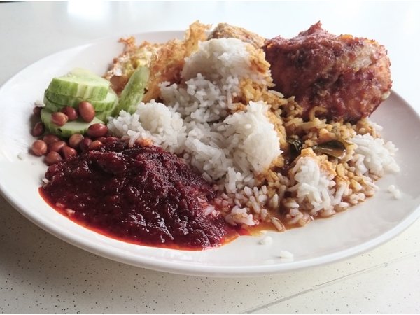 That’s a lot of cinta saying in this nasi lemak. – HungryGoWhere pic, January 18, 2016.