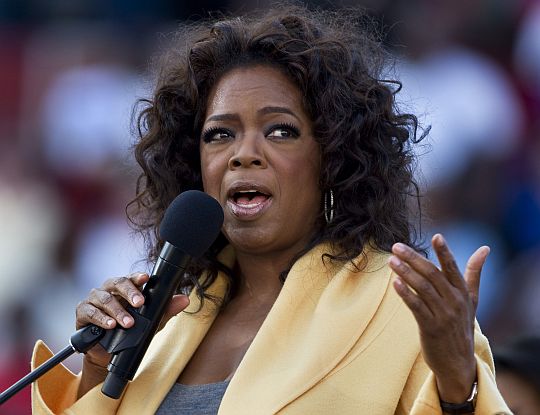 Oprah Winfrey will publish her memoirs in a new book deal. – AFP/Relaxnews pic, December 4, 2015.