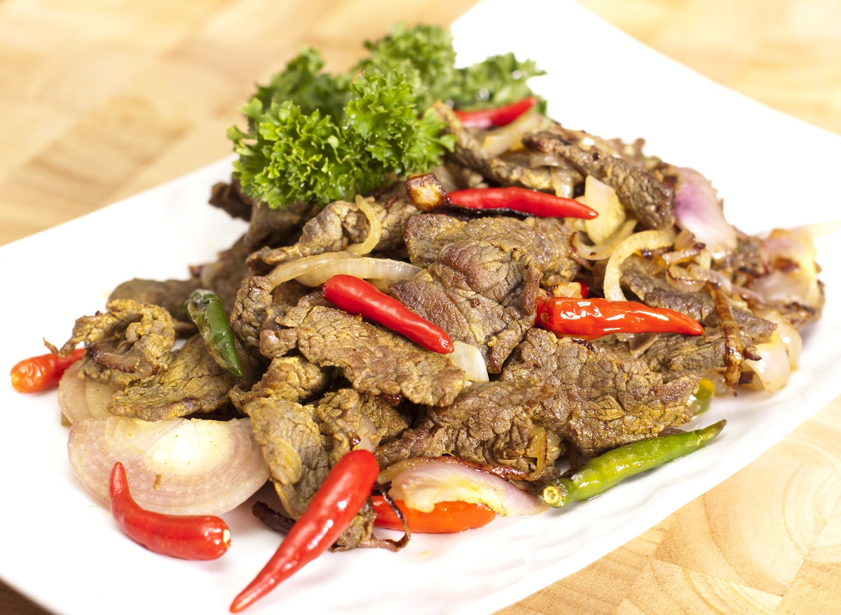 Thin slices of beef are given a punchy kick, the perfect dish to go with fluffy, white rice.