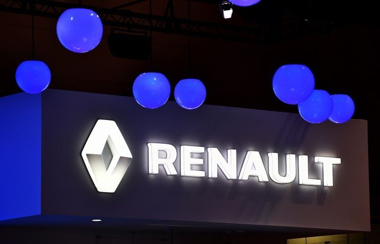 Renault menarik 15.000 kendaraan untuk pemeriksaan mesin