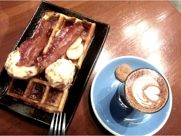 This breakfast is a good way to ‘bacon’ your day. – HungryGoWhere pic, January 19, 2016. 