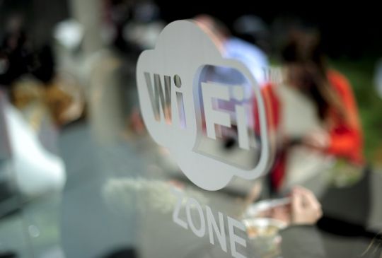 WiFi could be a thing of the past if Li-Fi technology takes off. – AFP/Relaxnews pic, February 24, 2016.